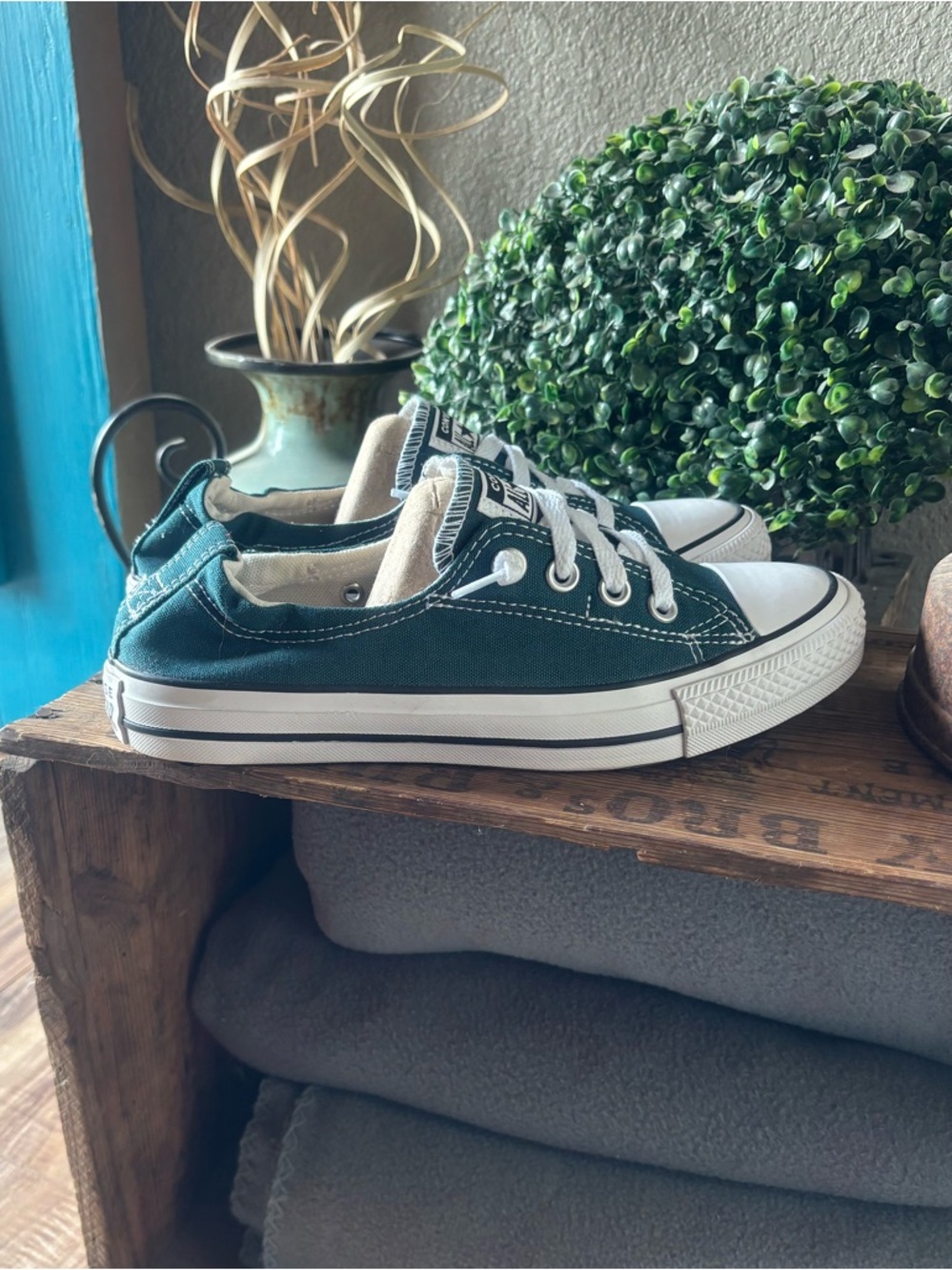 Converse Limited Edition Hard To Find Shoreline Slip on Sneakers Darkly Jaded 😊